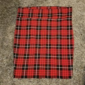 Plus plaid skirt